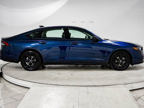 Certified 2025 Honda Accord SE image 11