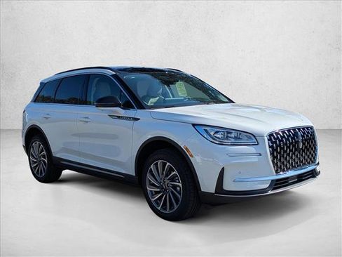 New 2026 Lincoln Corsair Reserve image 7