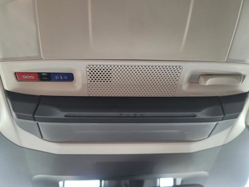 Used 2025 Subaru Ascent Premium image 29