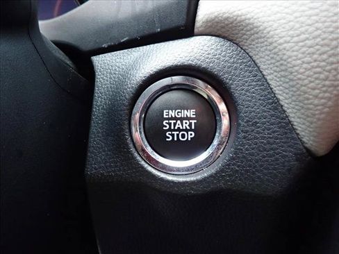 Used 2023 Toyota RAV4 XLE AWD/4WD image 22