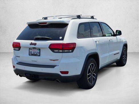 Used 2020 Jeep Grand Cherokee Trailhawk w/ Trailhawk Luxury Group AWD/4WD image 5