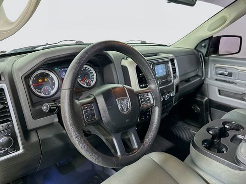 Used 2016 RAM 1500 Classic SLT AWD/4WD image 10