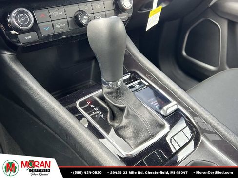 Used 2024 Jeep Compass Latitude AWD/4WD image 26