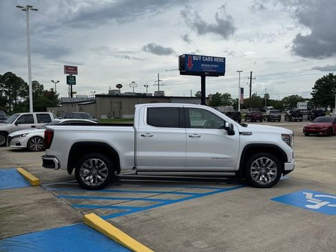 Used 2024 GMC Sierra 1500 Denali w/ Denali Reserve Package AWD/4WD image 4
