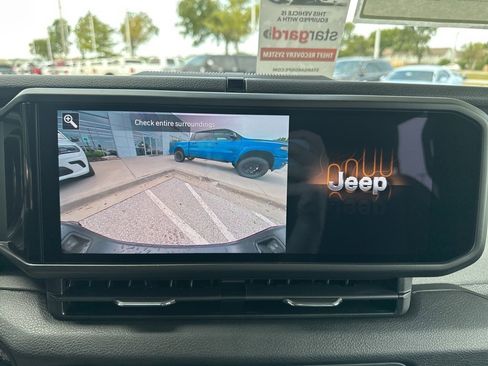 New 2025 Jeep Gladiator Sport image 63