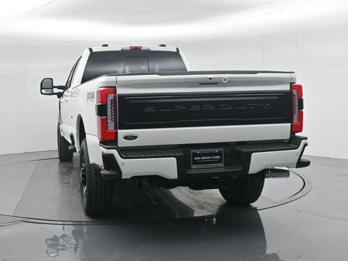 New 2026 Ford F350 Platinum w/ FX4 Off-Road Package image 31