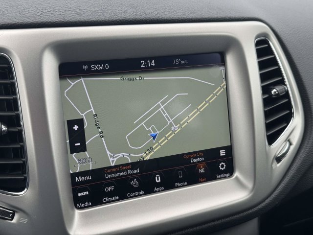 Used 2020 Jeep Compass Latitude w/ Popular Equipment Group AWD/4WD image 41