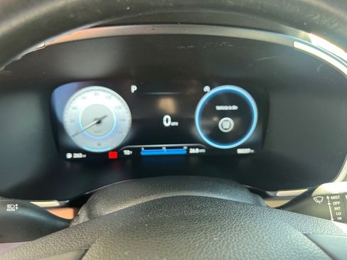 Used 2023 Hyundai Santa Fe SEL w/ Premium Package image 13