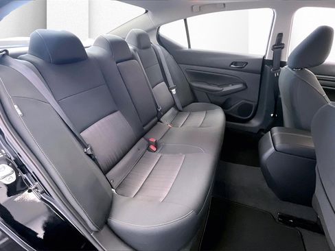 Certified 2024 Nissan Altima 2.5 SV w/ SV Premium Package image 18