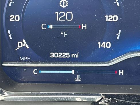 Used 2023 Chevrolet Silverado 1500 ZR2 w/ Technology Package image 24