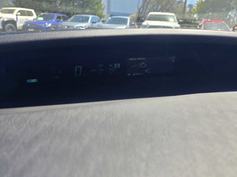 Used 2012 Toyota Prius Four image 28