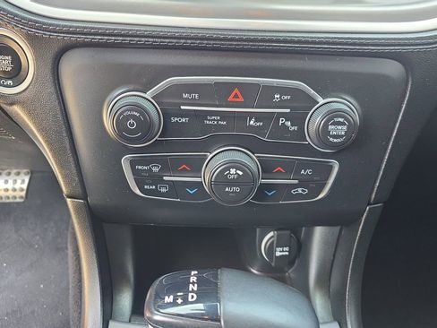 Used 2022 Dodge Charger R/T w/ Plus Group RWD image 23