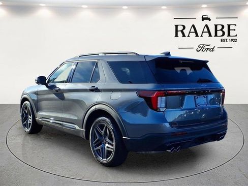 Used 2026 Ford Explorer ST image 5