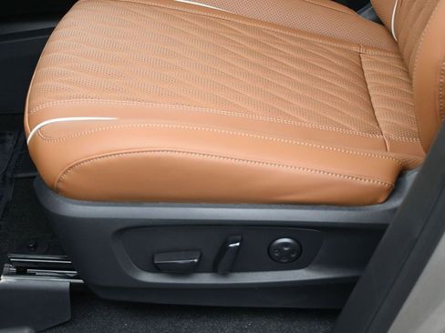 New 2026 INFINITI QX60 Autograph w/ Autograph Tech Package image 17