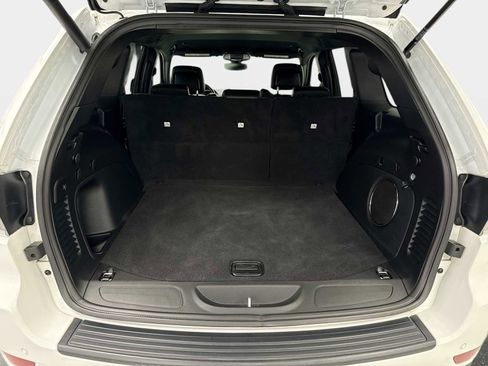 Used 2022 Jeep Grand Cherokee Laredo X image 20