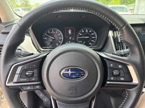 Used 2022 Subaru Outback Premium AWD/4WD image 11