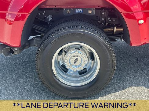 Certified 2024 Ford F350 Lariat w/ FX4 Off-Road Package AWD/4WD image 17