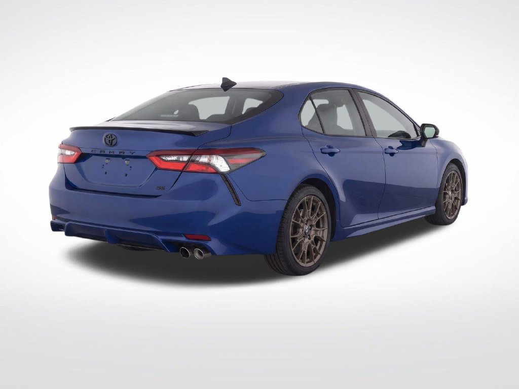 Used 2023 Toyota Camry SE w/ Convenience Package FWD image 3