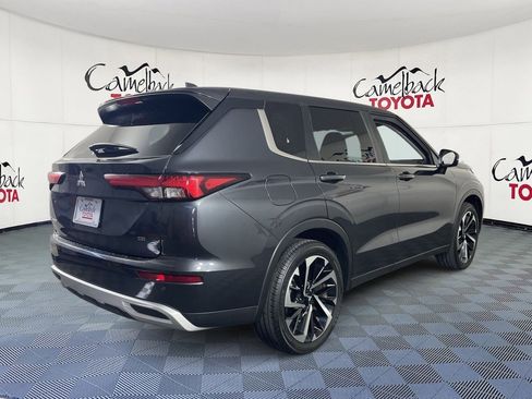 Used 2024 Mitsubishi Outlander SE image 8