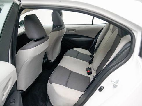 Used 2023 Toyota Corolla LE image 24