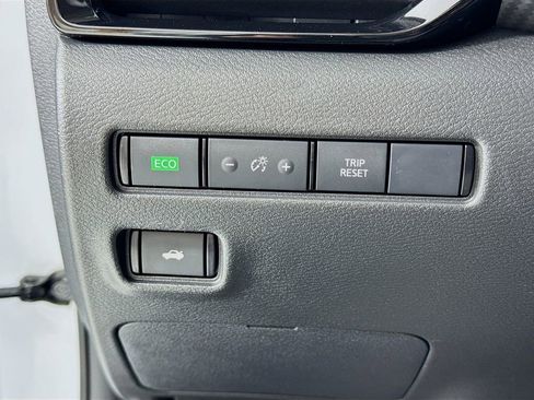 Used 2023 Nissan Sentra SV image 16