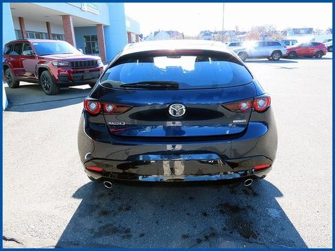 Used 2023 MAZDA MAZDA3 s image 6