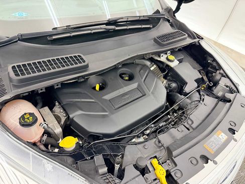 Used 2018 Ford Escape Titanium image 15