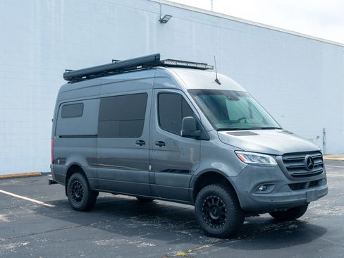 Used 2019 Mercedes-Benz Sprinter 4x4 144 image 6