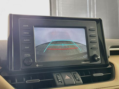 Used 2021 Toyota RAV4 XLE Premium AWD/4WD image 22
