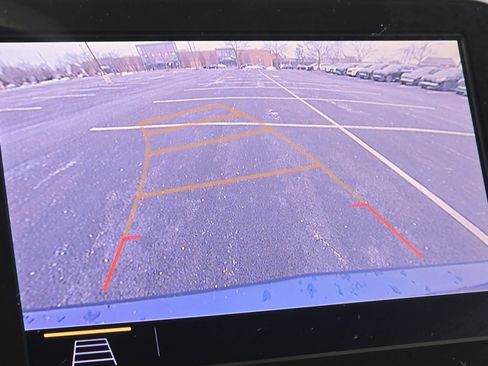 Used 2019 Chevrolet Equinox LT image 4