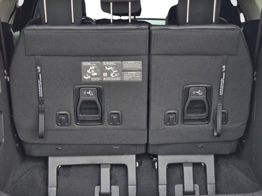 Used 2026 Kia Carnival SX Prestige FWD image 15