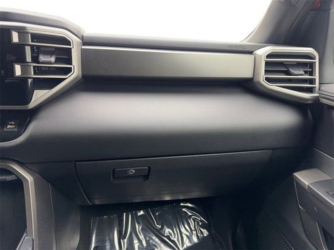 Used 2025 Toyota Sequoia SR5 image 63