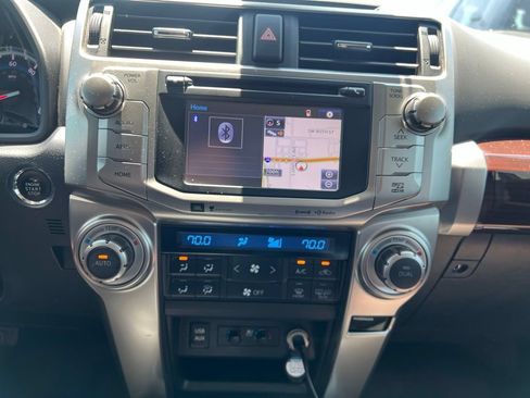 Used 2016 Toyota 4Runner Limited AWD/4WD image 9