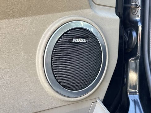 Used 2004 HUMMER H2 w/ Preferred Equipment Group AWD/4WD image 25