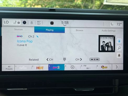 New 2025 Jeep Gladiator Rubicon w/ Convenience Group image 19