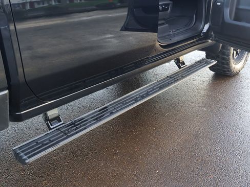 Used 2021 GMC Sierra 2500 Denali w/ Denali Black Diamond Edition image 38