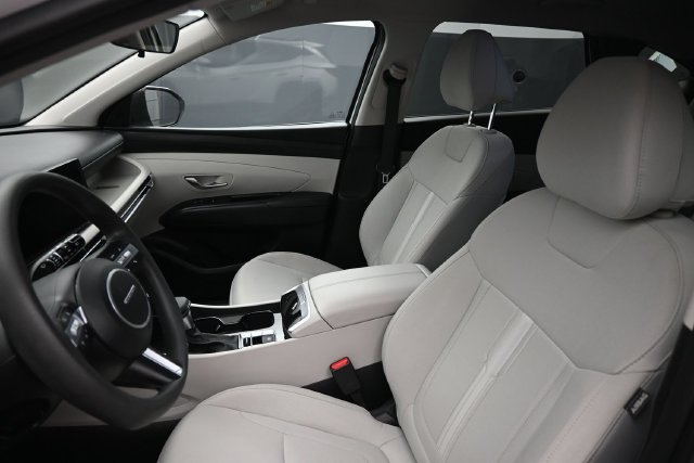 Used 2025 Hyundai Tucson SEL FWD image 18