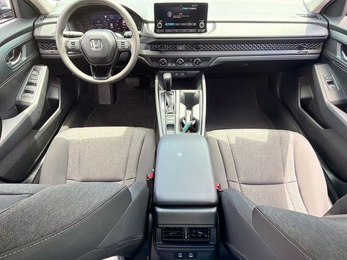 Used 2025 Honda Accord LX image 28