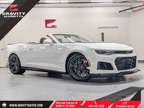 Used 2021 Chevrolet Camaro ZL1 RWD image 1