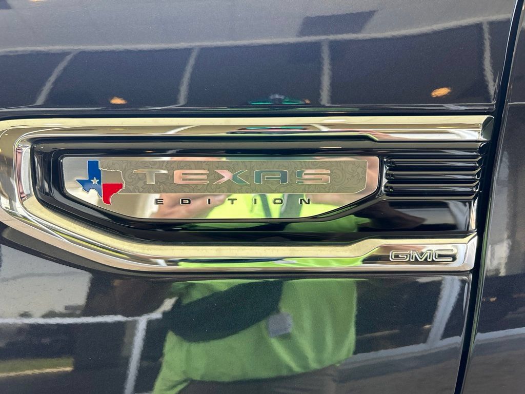 Certified 2024 GMC Sierra 1500 SLT AWD/4WD image 30
