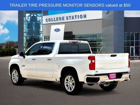 Used 2025 Chevrolet Silverado 1500 LTZ w/ LTZ Premium Texas Edition AWD/4WD image 4