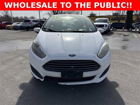 Used 2019 Ford Fiesta SE image 9