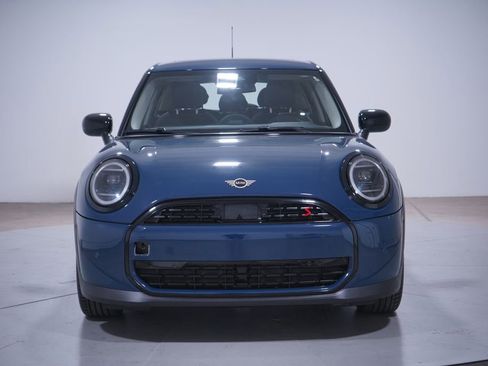 Used 2025 MINI Cooper S image 4