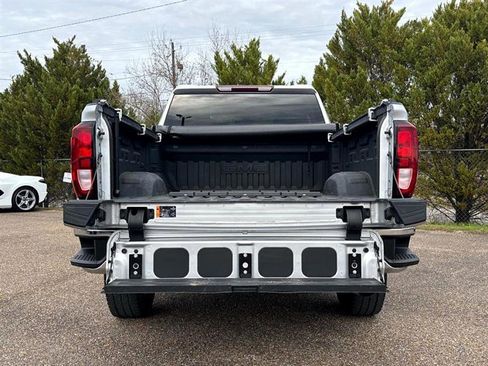 Used 2022 GMC Sierra 2500 SLE w/ SLE Value Package; image 43