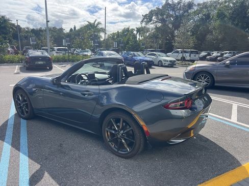 Used 2016 MAZDA MX-5 Miata Club image 13