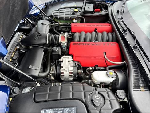 Used 2004 Chevrolet Corvette Z06 w/ Z06 Preferred Equipment Group RWD image 23
