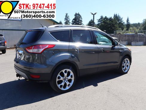 Used 2015 Ford Escape Titanium w/ Equipment Group 301A AWD/4WD image 8
