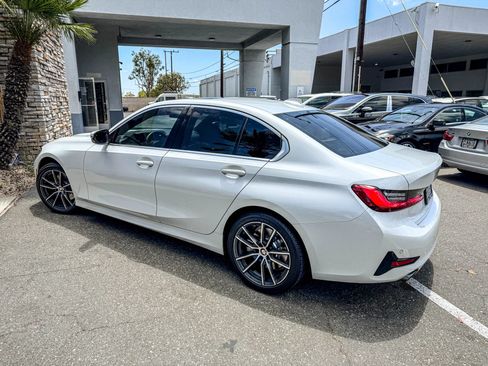 Used 2019 BMW 330i Sedan w/ Convenience Package RWD image 4