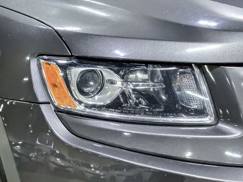 Used 2015 Jeep Grand Cherokee Limited image 10