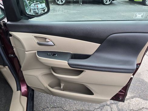 Used 2012 Honda Odyssey EX-L image 37